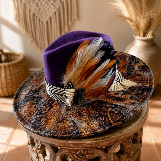 WHISPERING FEATHERS Rancher Hat