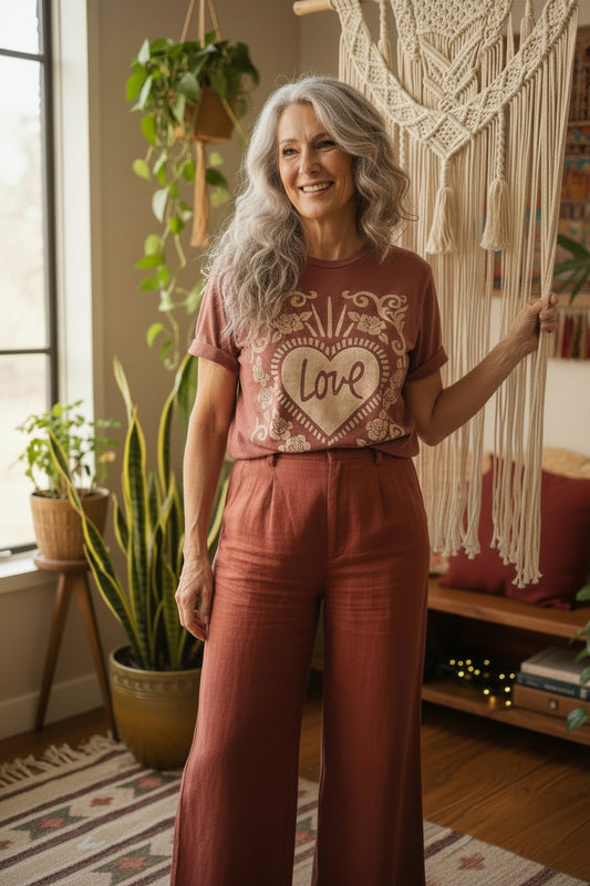LOVE FLORAL GRAPHIC TEE